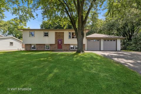 1400 Glen Dr, Mchenry, IL 60050 photo 1