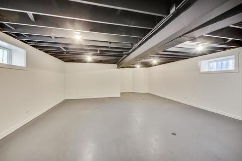 Undisclosed, Wheaton, IL 60187 photo 40