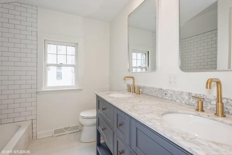 Undisclosed, Wheaton, IL 60187 photo 18