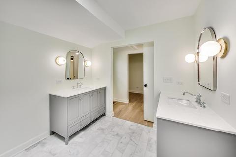 Undisclosed, Wheaton, IL 60187 photo 12
