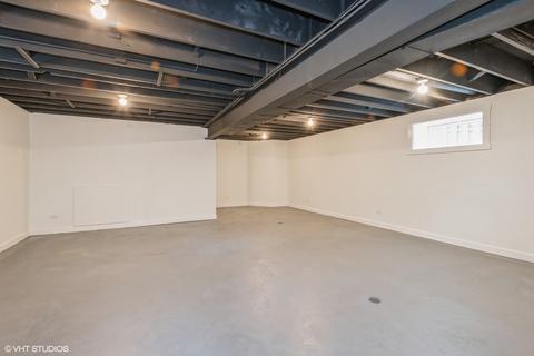 Undisclosed, Wheaton, IL 60187 photo 39