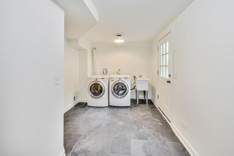 Undisclosed, Wheaton, IL 60187 photo 44