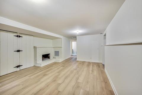 Undisclosed, Wheaton, IL 60187 photo 27