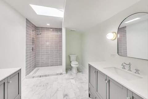 Undisclosed, Wheaton, IL 60187 photo 13