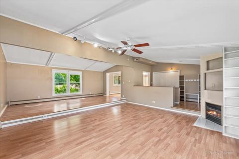 2007 Grandview Dr, Johnsburg, IL 60051 photo 15