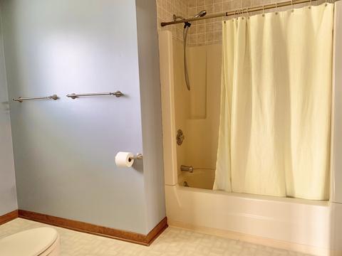 328 E Norris Dr, Ottawa, IL 61350 photo 16