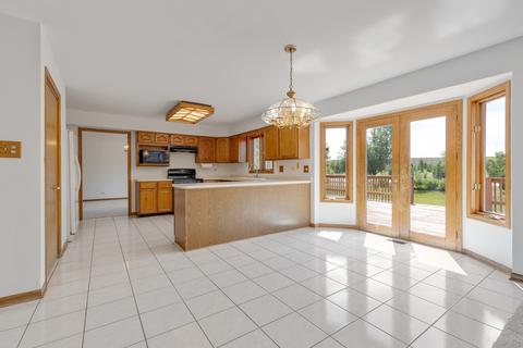 741 E Catalpa St, Addison, IL 60101 photo 2