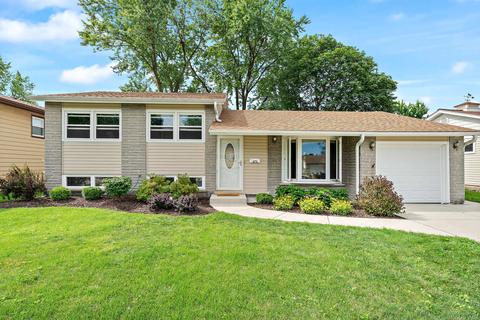 675 Westmere Rd, Des Plaines, IL 60016 photo 1