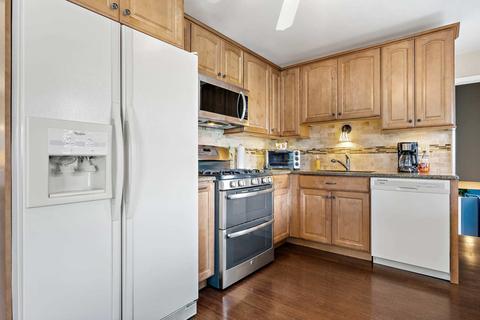 675 Westmere Rd, Des Plaines, IL 60016 photo 6