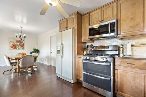 675 Westmere Rd, Des Plaines, IL 60016 photo 8