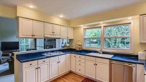 5256 Elliott Dr, Hoffman Estates, IL 60192 photo 7