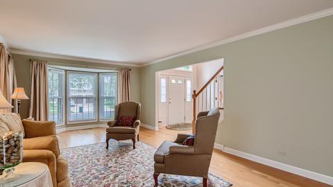 5256 Elliott Dr, Hoffman Estates, IL 60192 photo 4
