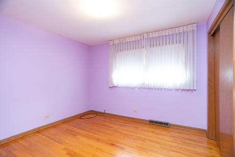 4719 W Devon Ave, Chicago, IL 60646 photo 14
