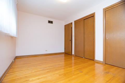 4719 W Devon Ave, Chicago, IL 60646 photo 12