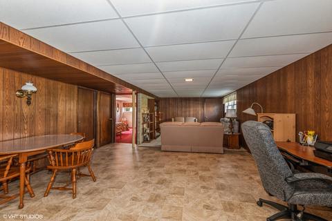 7913 W 73rd St, Bridgeview, IL 60455 photo 13