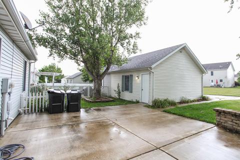 903 Bull St, Normal, IL 61761 photo 2