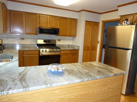 515 Eagle Ridge Ln, Algonquin, IL 60102 photo 4