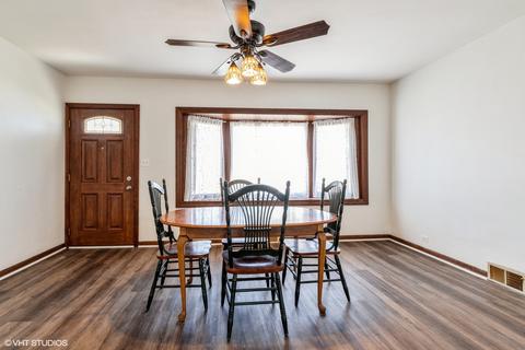 766 S 4th Ave, Des Plaines, IL 60016 photo 4