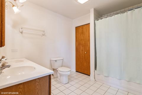 766 S 4th Ave, Des Plaines, IL 60016 photo 6