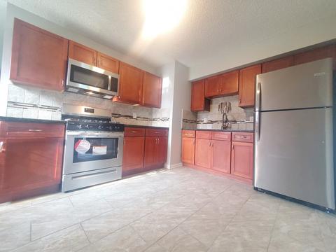 531 Konen Ave, Aurora, IL 60505 photo 5