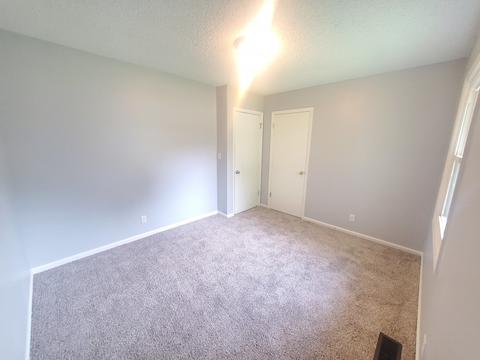 531 Konen Ave, Aurora, IL 60505 photo 10