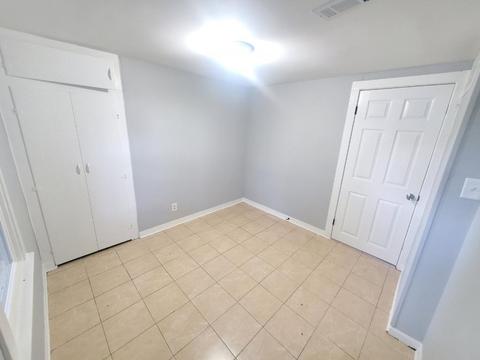 328 Eastern Ave, Aurora, IL 60505 photo 6