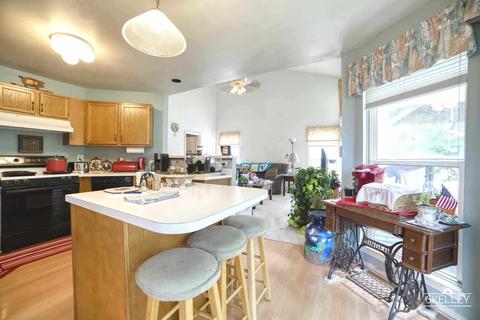 1452 Knotty Pine Dr, Elgin, IL 60123 photo 6