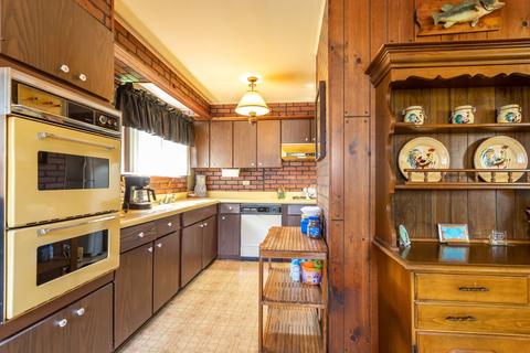 14420 Springfield Ave, Midlothian, IL 60445 photo 8