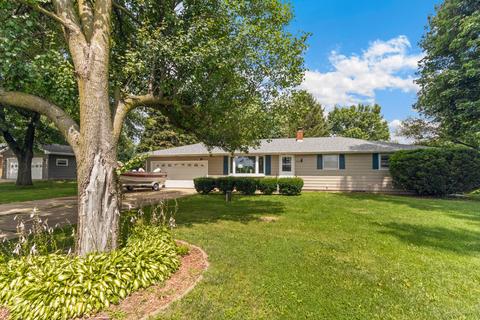 1806 E 37th St, Sterling, IL 61081 photo 1