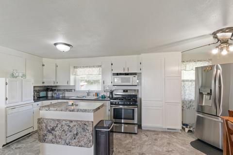 1806 E 37th St, Sterling, IL 61081 photo 9