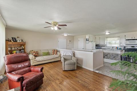 1806 E 37th St, Sterling, IL 61081 photo 4