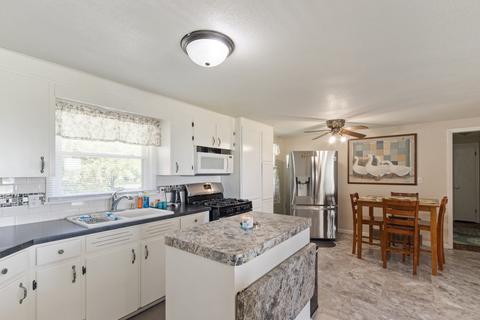 1806 E 37th St, Sterling, IL 61081 photo 13