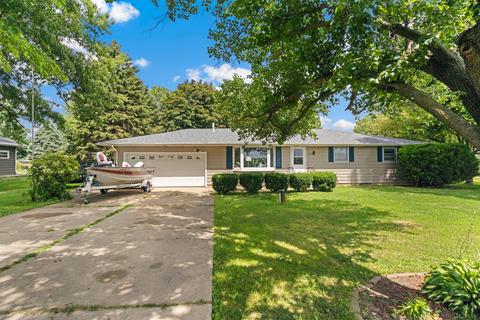 1806 E 37th St, Sterling, IL 61081 photo 2