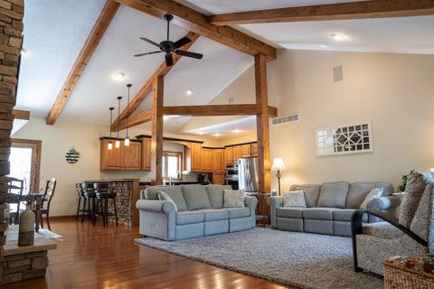 1917 W Leopard Dr, Dixon, IL 61021 photo 8