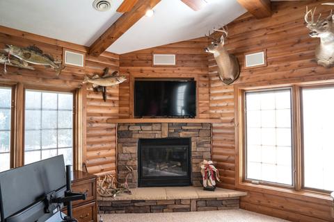1917 W Leopard Dr, Dixon, IL 61021 photo 18