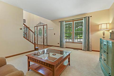 1321 Prairie Dr, Algonquin, IL 60102 photo 3