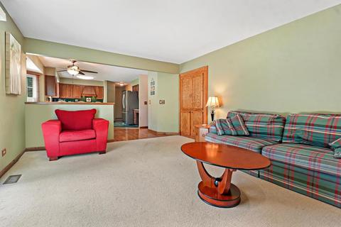 1321 Prairie Dr, Algonquin, IL 60102 photo 8