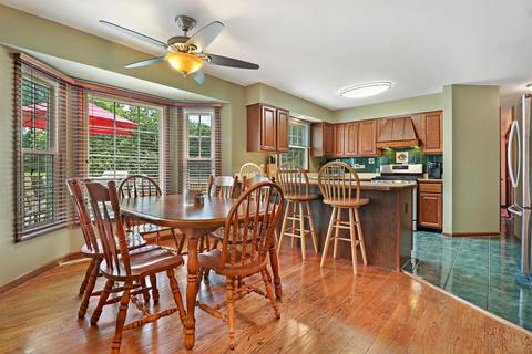 1321 Prairie Dr, Algonquin, IL 60102 photo 9