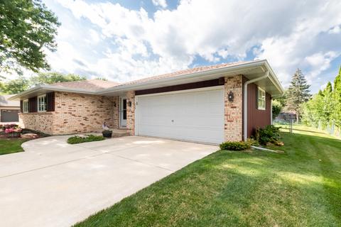 770 Audrey Ave, Aurora, IL 60505 photo 2