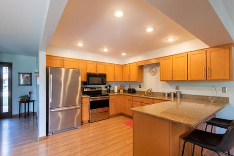 770 Audrey Ave, Aurora, IL 60505 photo 5
