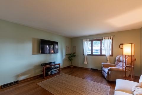 770 Audrey Ave, Aurora, IL 60505 photo 15