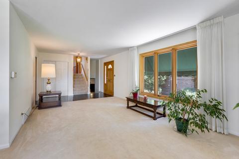 300 Springfield Ter, Des Plaines, IL 60018 photo 5