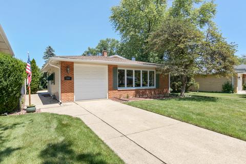 300 Springfield Ter, Des Plaines, IL 60018 photo 6