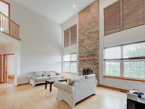 1438 Saddleridge Pl, Bartlett, IL 60103 photo 5