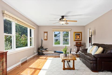 179 Central Ave, Aurora, IL 60506 photo 5