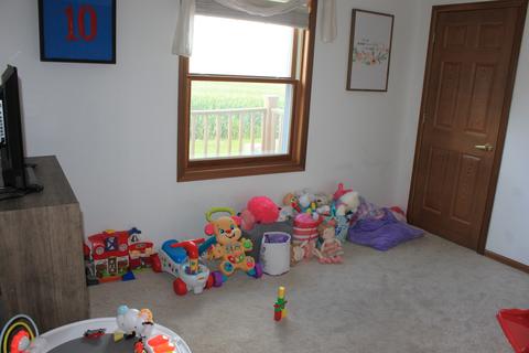 800 Sunset Dr, Morrison, IL 61270 photo 7
