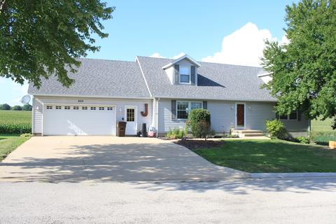 800 Sunset Dr, Morrison, IL 61270 photo 1