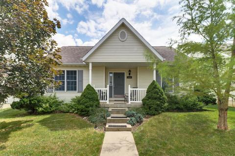 919 Bull St, Normal, IL 61761 photo 1