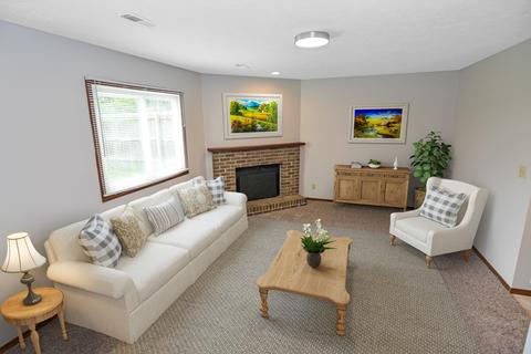 1403 Challis Dr, Bloomington, IL 61704 photo 9
