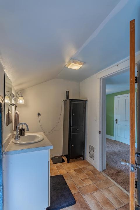 207 E Ash St, Fairbury, IL 61739 photo 43